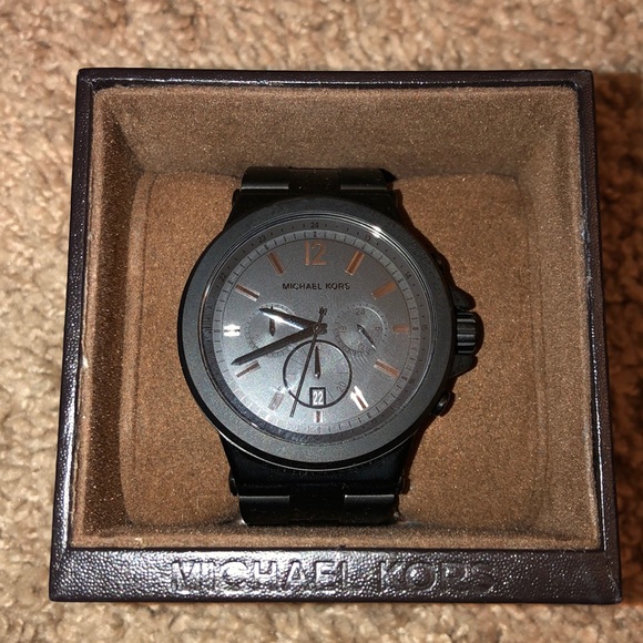 Michael Kors Black Watch - Picture 1 of 3